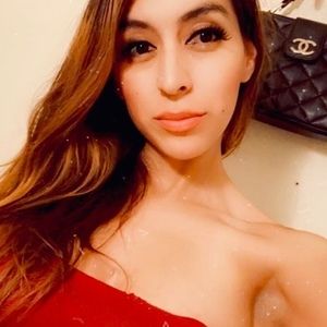 Meet your Posher, Catherine